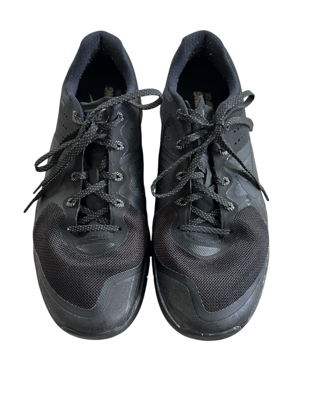 Nike Metcon 2 training shoes with a durable mesh upper. Men's in Black